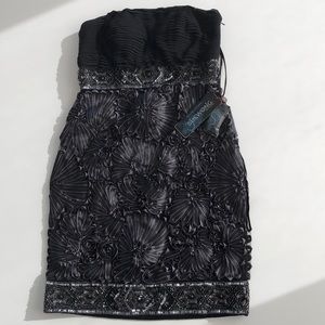 A NWT Sue Wong strapless dress Sz2